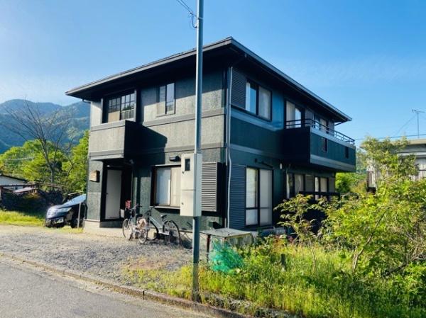 大津市南小松の中古一戸建