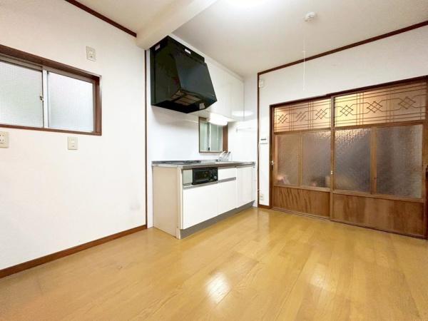 京都市右京区西京極下沢町の中古一戸建