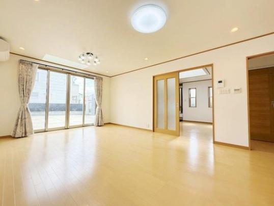 京都市右京区嵯峨広沢南野町の中古一戸建て