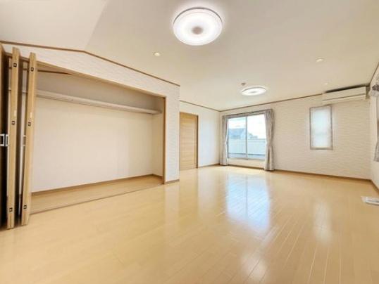 京都市右京区嵯峨広沢南野町の中古一戸建て