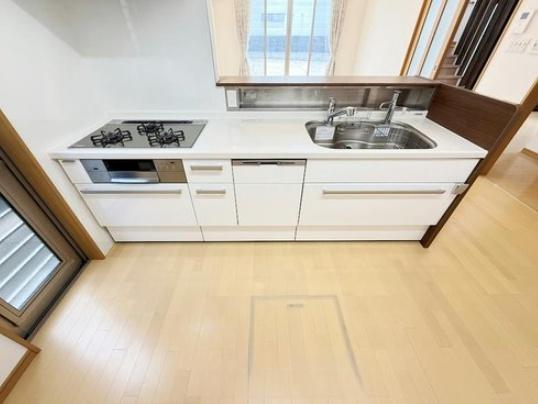京都市右京区嵯峨広沢南野町の中古一戸建て