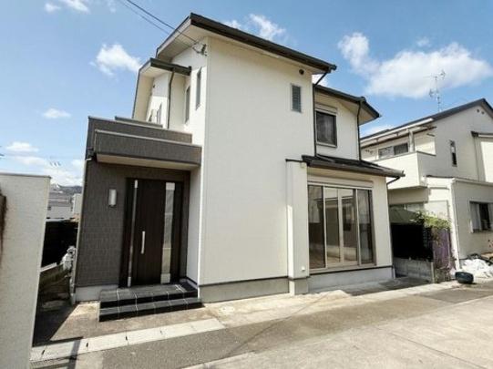 京都市右京区嵯峨広沢南野町の中古一戸建