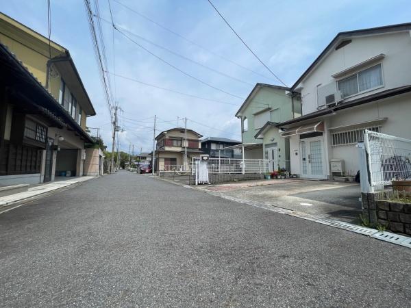 大津市仰木の里東８丁目の土地