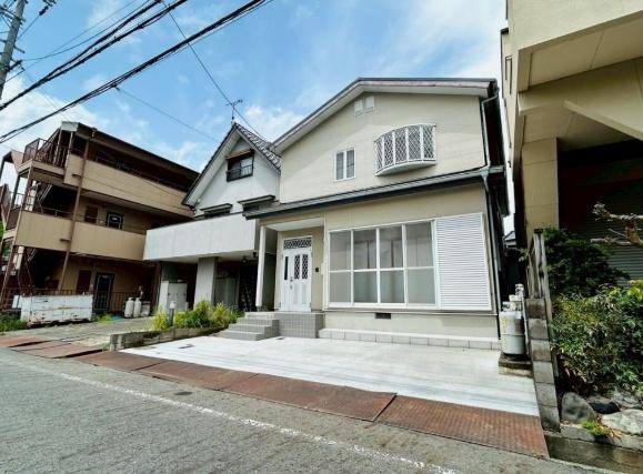 大津市石居３丁目の中古一戸建