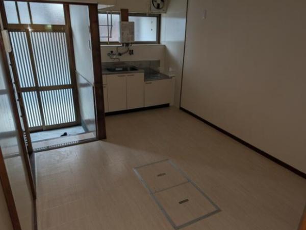京都市右京区西京極前田町の中古テラスハウス