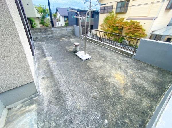 大津市本宮２丁目の中古一戸建
