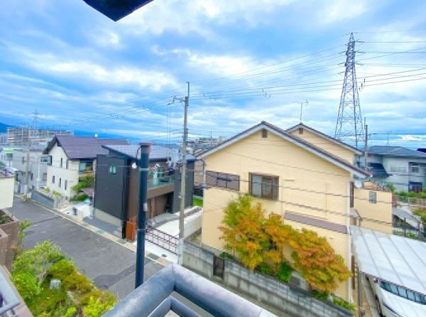 大津市本宮２丁目の中古一戸建