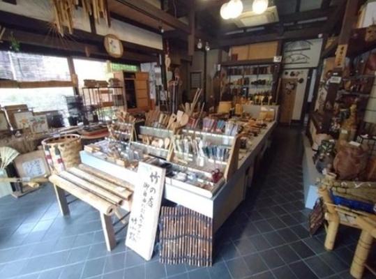 京都市山科区川田清水焼団地町の中古一戸建て