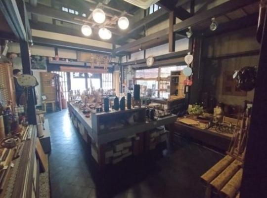 京都市山科区川田清水焼団地町の中古一戸建て