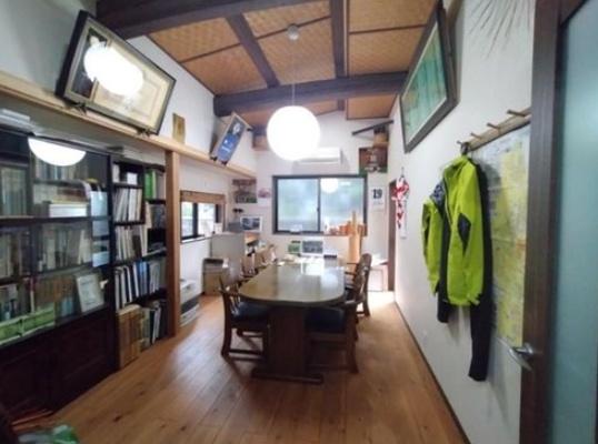 京都市山科区川田清水焼団地町の中古一戸建て