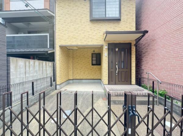 京都市中京区三条油小路町の中古一戸建て