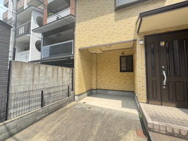 京都市中京区三条油小路町の中古一戸建て