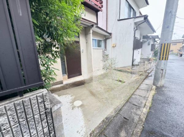 京都市右京区嵯峨釈迦堂大門町の中古一戸建て