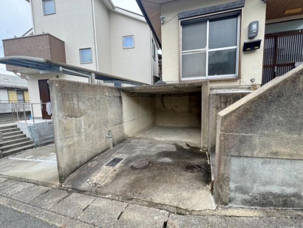 京都市伏見区深草大亀谷万帖敷町の中古一戸建て