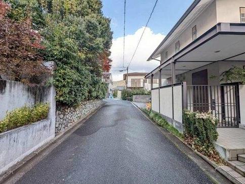 京都市右京区花園天授ケ岡町の中古一戸建て