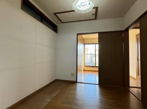 京都市右京区太秦西蜂岡町の中古一戸建て