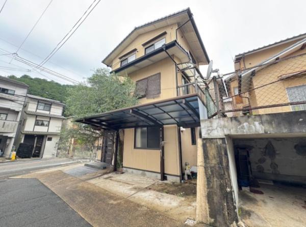 京都市右京区鳴滝松本町の中古一戸建て