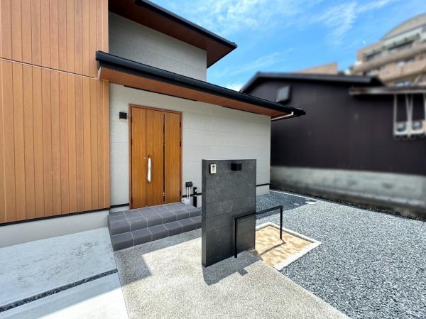 京都市右京区嵯峨天龍寺瀬戸川町の新築一戸建