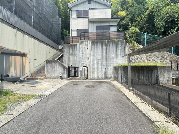大津市木の岡町の中古一戸建て