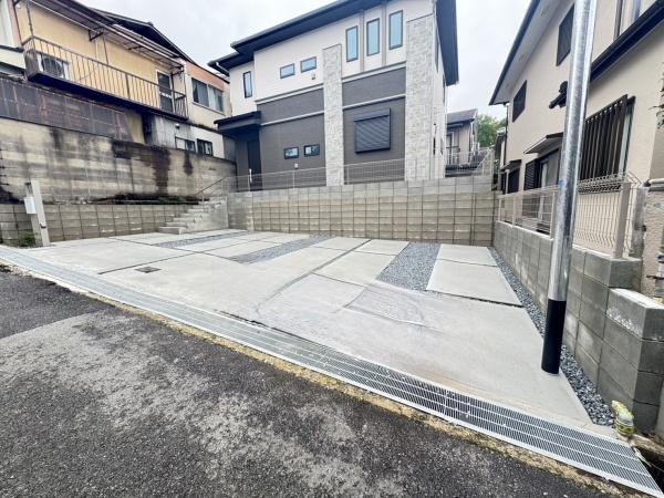 京都市伏見区深草大亀谷万帖敷町の新築一戸建