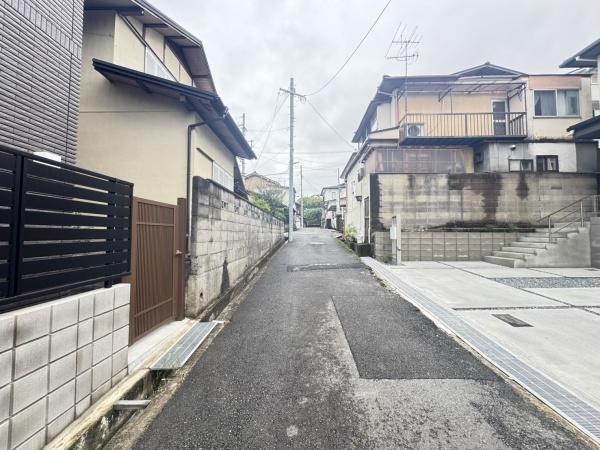 京都市伏見区深草大亀谷万帖敷町の新築一戸建