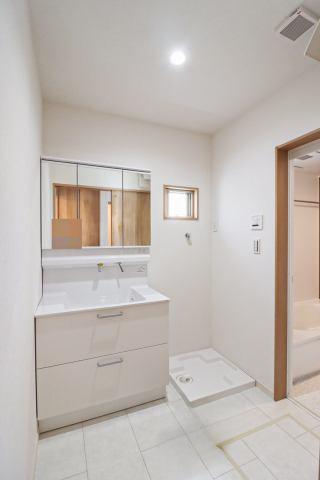 京都市西京区山田南山田町の新築一戸建