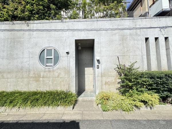 京都市右京区西院春栄町の中古一戸建て