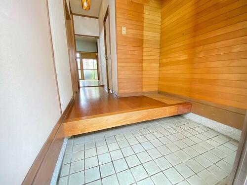京都市山科区四ノ宮小金塚の中古一戸建て