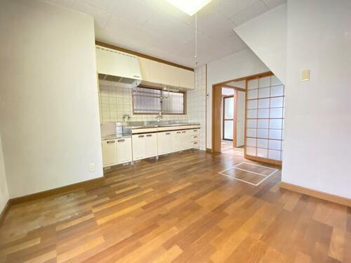 京都市山科区四ノ宮小金塚の中古一戸建て