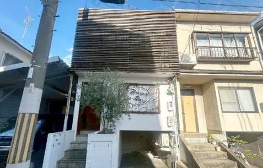 京都市伏見区羽束師鴨川町の中古一戸建