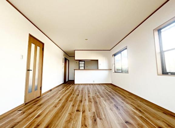 京都市西京区御陵峰ケ堂町２丁目の中古一戸建て
