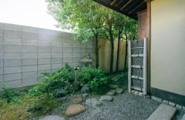 京都市右京区嵯峨観空寺久保殿町の中古一戸建
