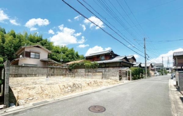 京都市西京区大枝西新林町１丁目の土地