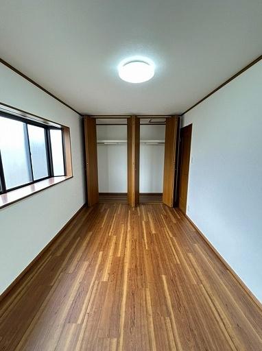 京都市伏見区深草大亀谷東寺町の中古一戸建て