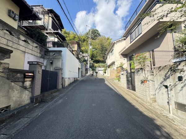 京都市西京区御陵池ノ谷の中古一戸建て