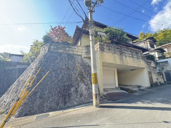 京都市西京区御陵池ノ谷の中古一戸建