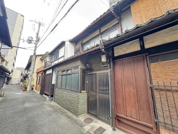 京都市中京区六角通油小路西入越後町の中古一戸建て