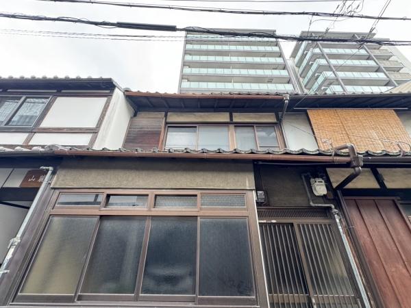 京都市中京区六角通油小路西入越後町の中古一戸建て
