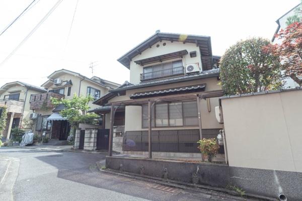 京都市右京区花園円成寺町の中古一戸建