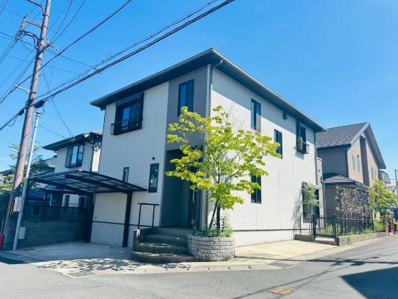 京都市西京区御陵峰ケ堂町２丁目の中古一戸建