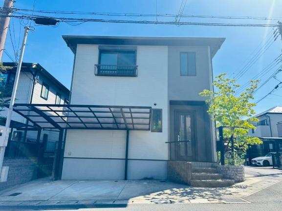 京都市西京区御陵峰ケ堂町２丁目の中古一戸建