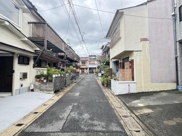 京都市山科区西野大鳥井町の中古一戸建て(前面道路含む現地写真)