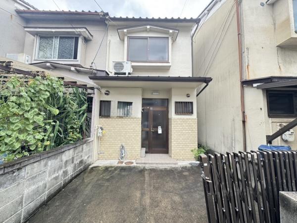 京都市山科区西野大鳥井町の中古テラスハウス