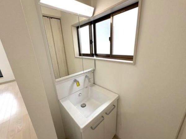 京都市山科区勧修寺冷尻の中古一戸建て