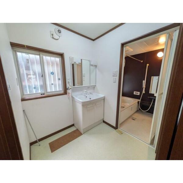 大津市本堅田３丁目の中古一戸建て