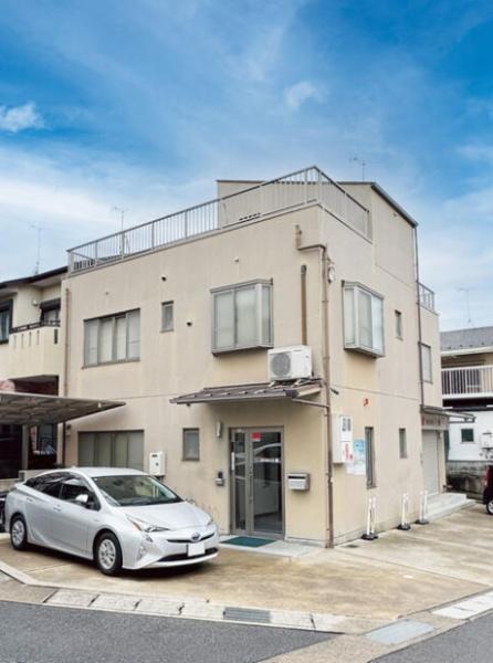 京都市山科区西野山射庭ノ上町の中古一戸建