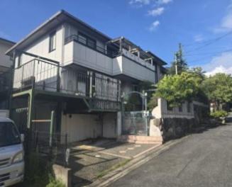 京都市西京区御陵峰ケ堂町３丁目の中古一戸建