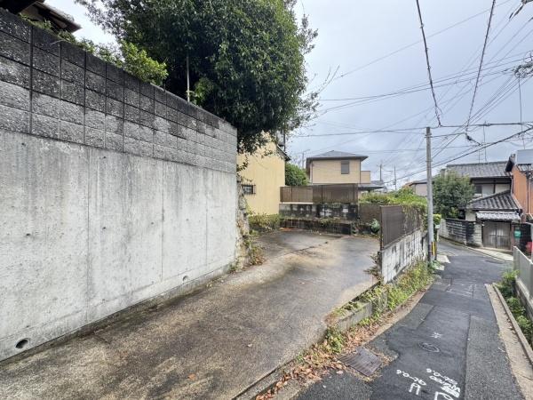 京都市伏見区深草石峰寺山町の中古一戸建て