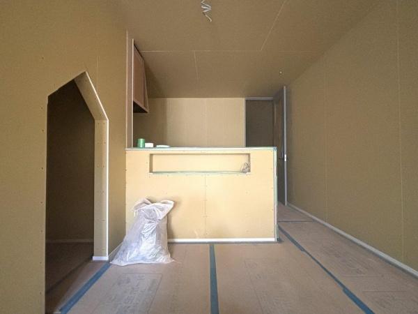 京都市右京区嵯峨広沢北下馬野町の新築一戸建