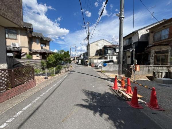 京都市右京区嵯峨広沢北下馬野町の新築一戸建